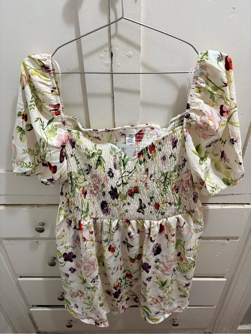 NWT H&M 3X White/Colorful Floral Smocked Puffish-Sleeve Mini Dress